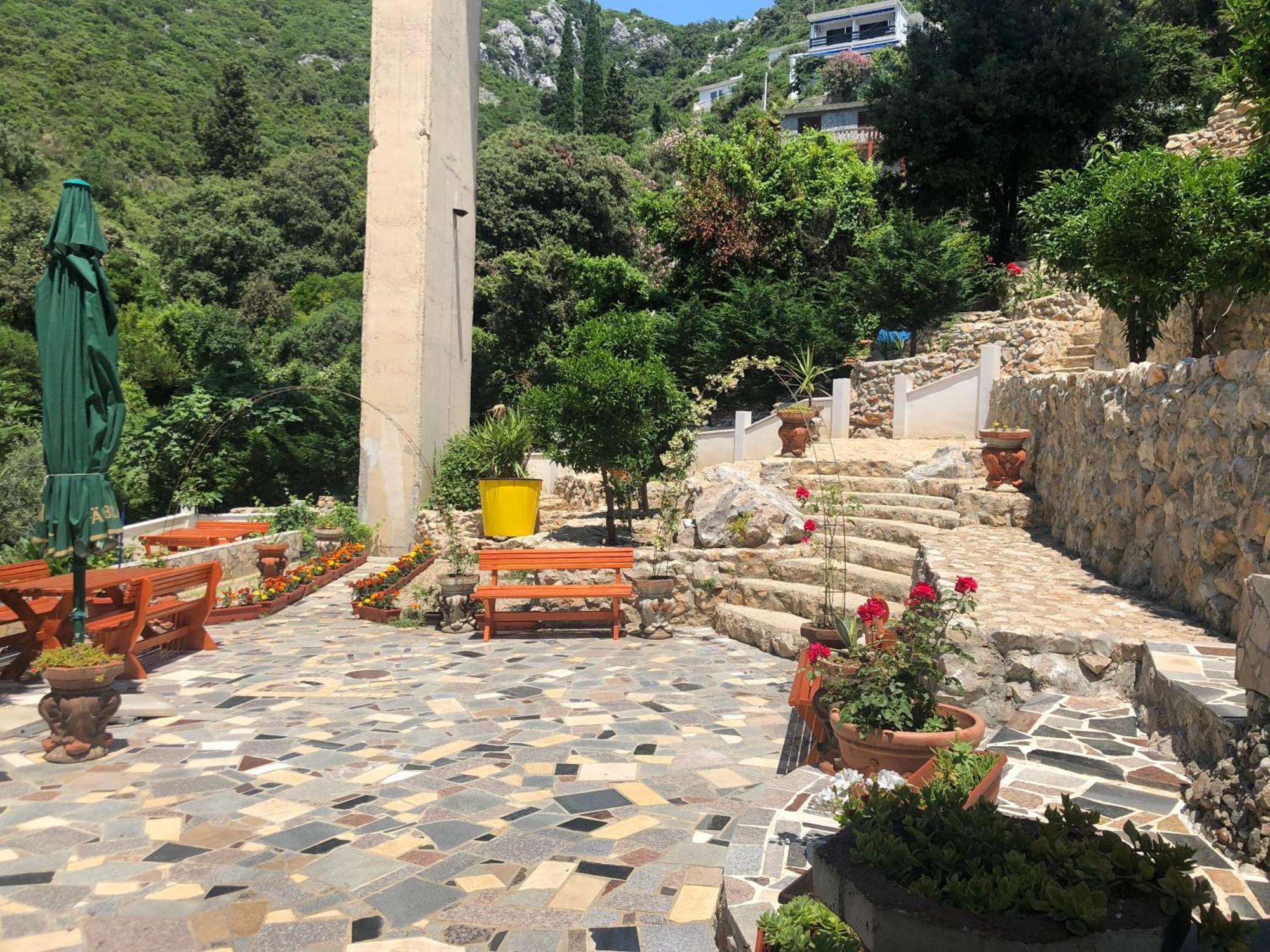 Novalic Hotel Dobra Voda Kültér fotó